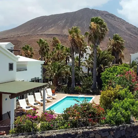 Casa Maravelle Faro Park Sea Views Heated Pool Playa Blanca Yaiza (Lanzarote)